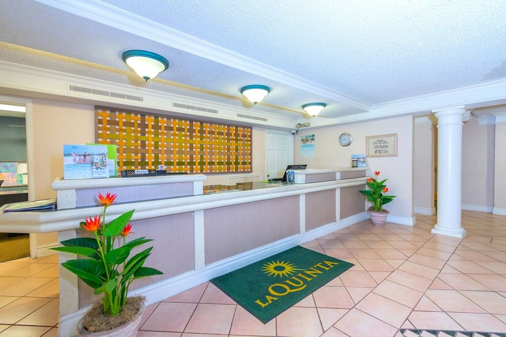 La Quinta Inn by Wyndham Clute Lake Jackson 3