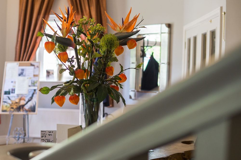 Fox & Hounds Country Hotel 2