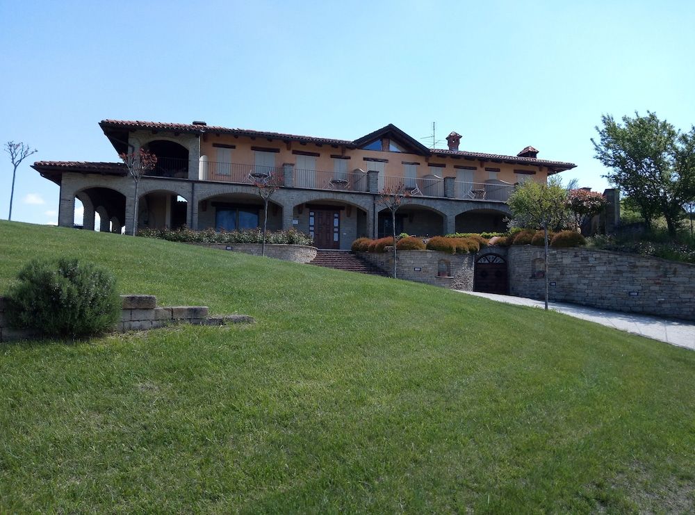 Agriturismo Al Castle -1 estrelas em Montabone