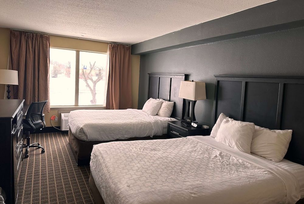 Days Inn & Suites by Wyndham Norton Shores/Muskegon 2 estrellas en Norton Shores