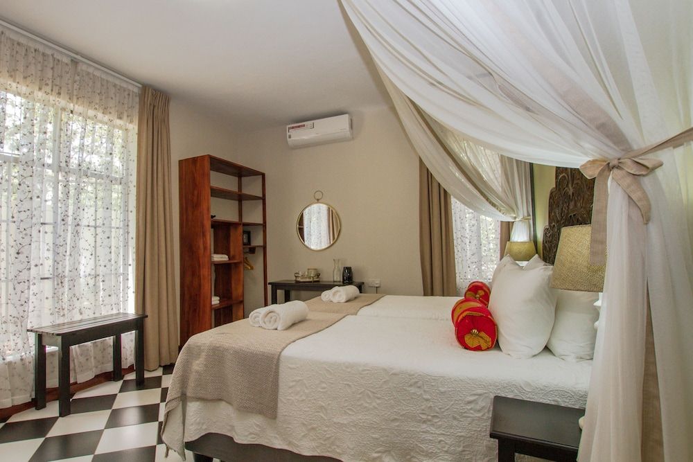 528  Victoria Falls Guest House 2