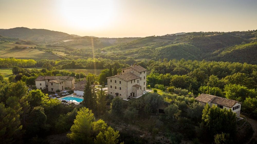 Borgo Castello Panicaglia -1 estrelas em Nocera Umbra