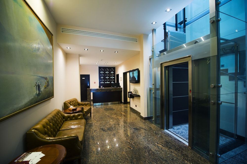 Nane Hotel 2