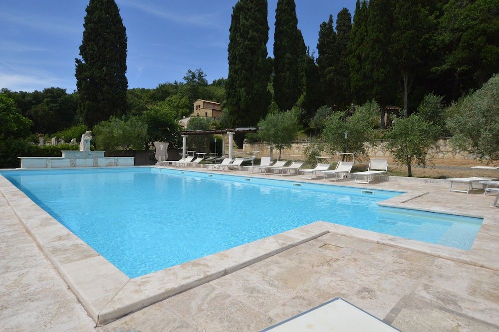 Villa Le Querciolaie -1 estrellas en Monteverdi Marittimo