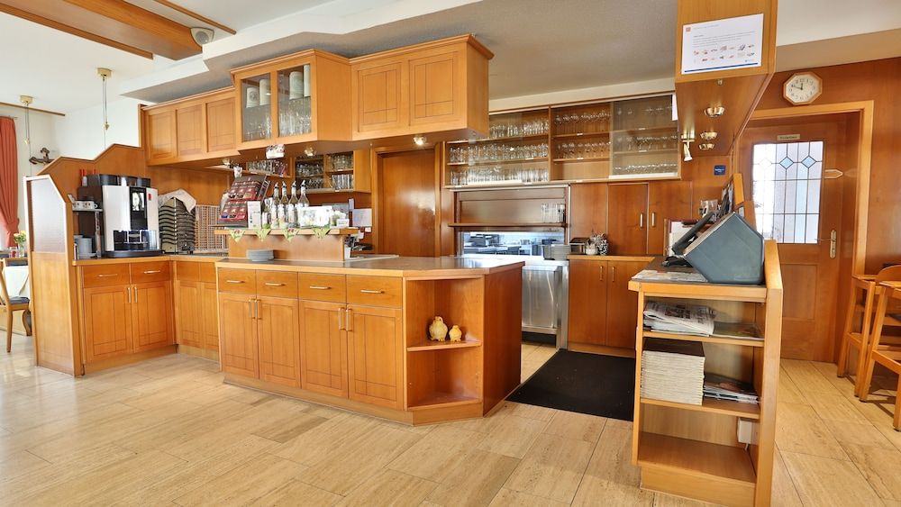 Hotel Gasthof Roessle 2