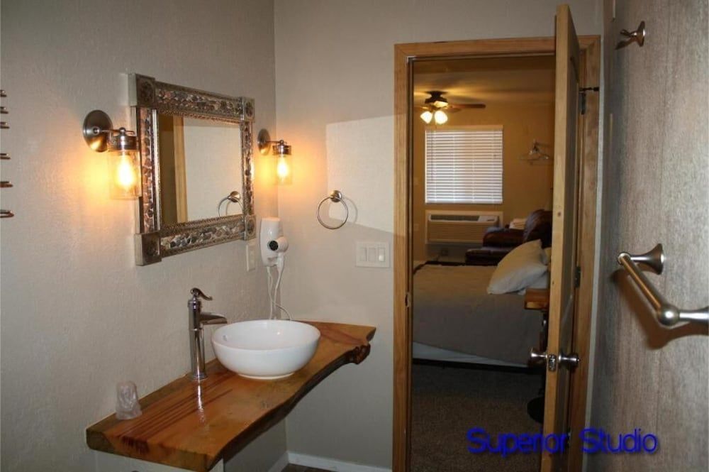 Lumbermens Village 3