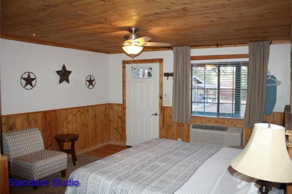 Lumbermens Village 2