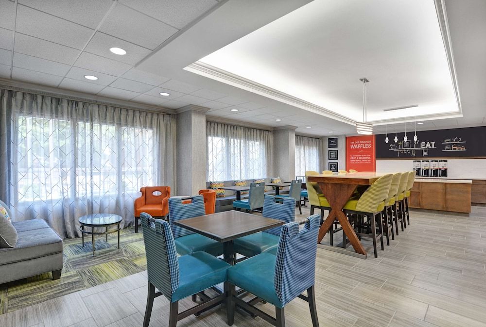 Hampton Inn Gallatin 2