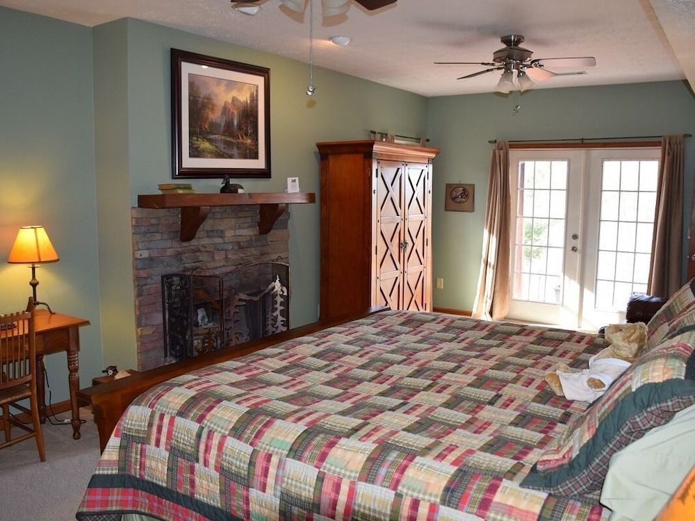 Long Mountain Lodge 2