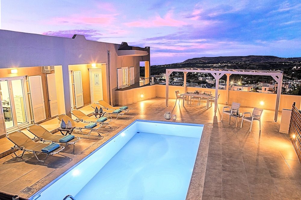 Villa di Giorgio Heated Pool -1 estrellas en Kournás