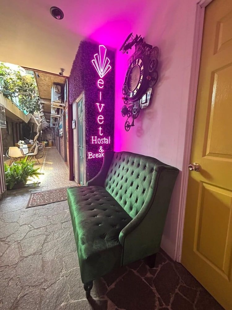 HOSTAL VELVET -1 estrellas en Santa Ana