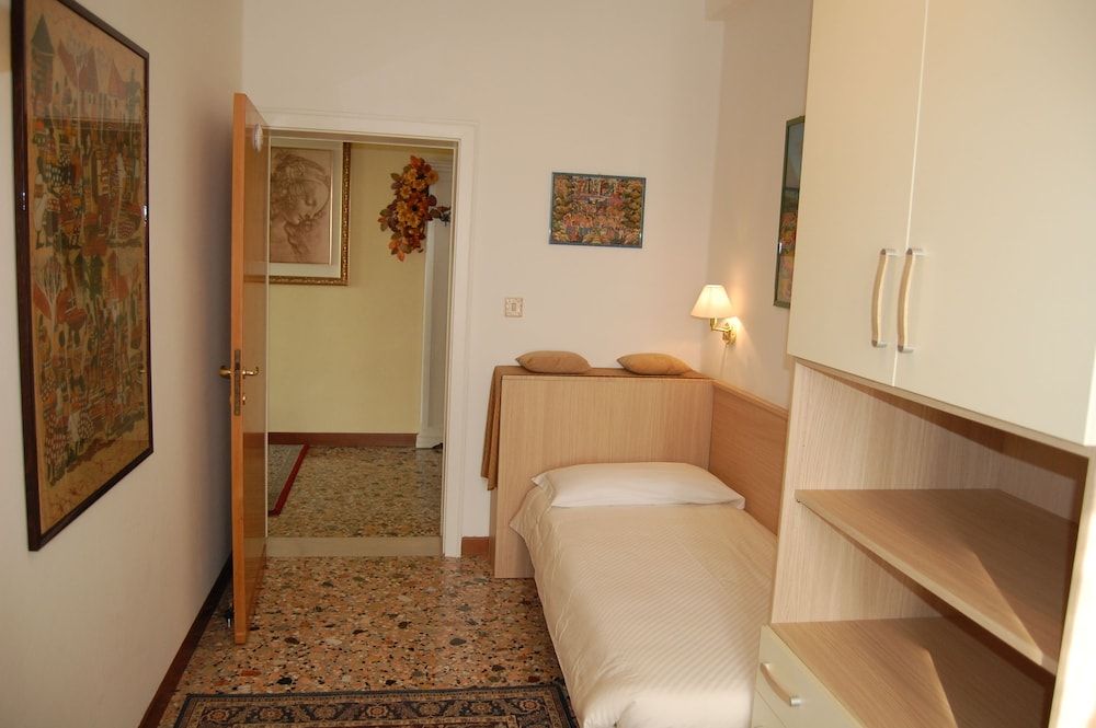Oasis Golden Lagoon Chalet 3