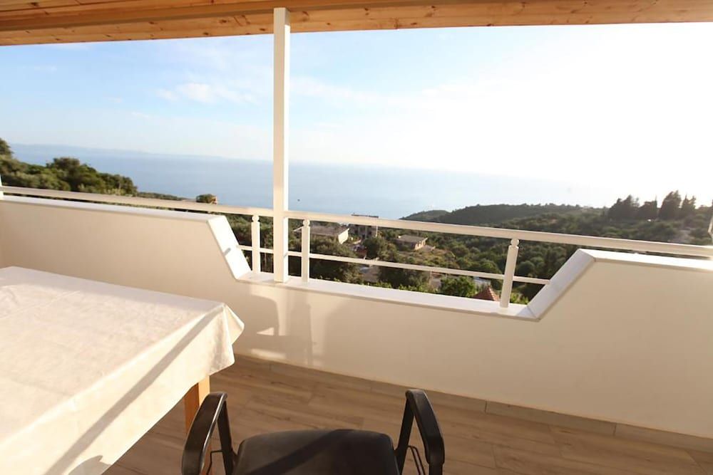 Vila Riza Veliu 3