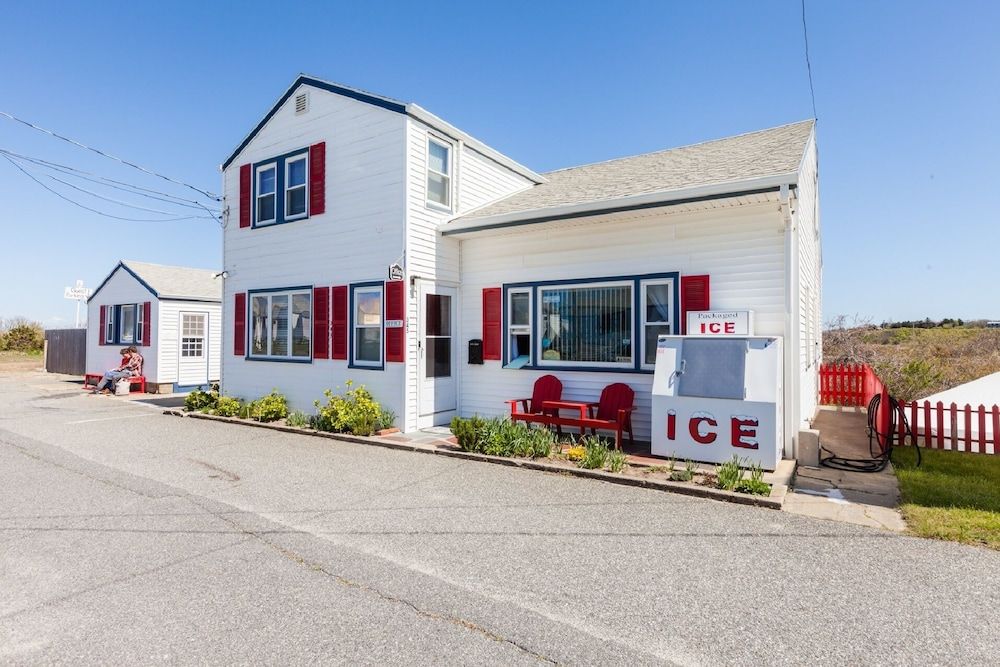 Oceana Cottages 3