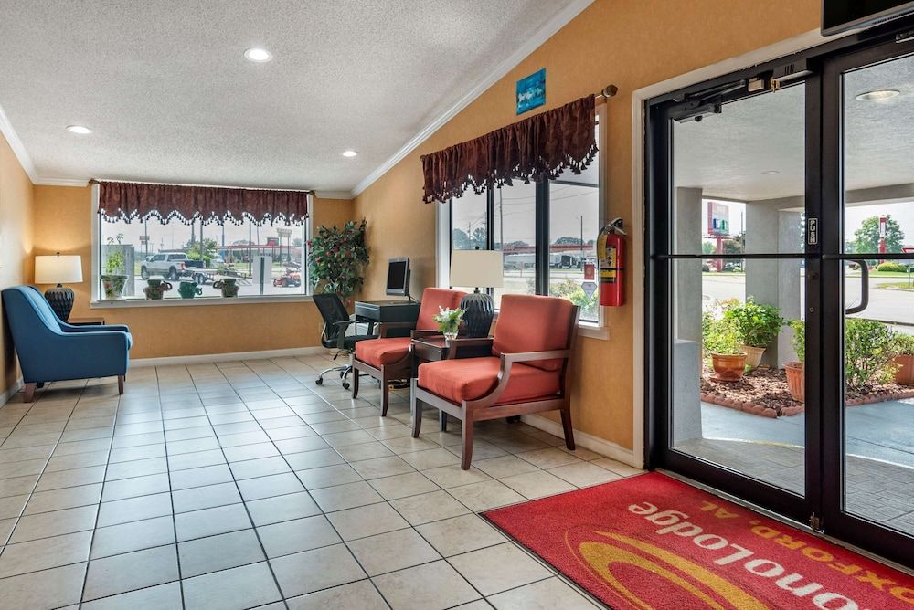 Econo Lodge Oxford near Choccolocco Park 2