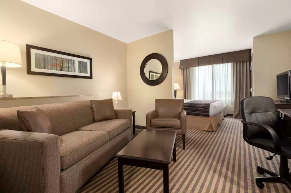 University Hotel - Davis Area by IHG 3