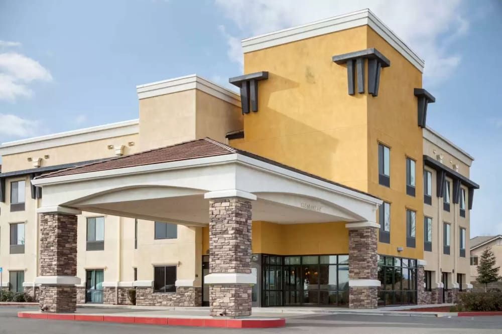 University Hotel - Davis Area by IHG 3 estrellas en Dixon