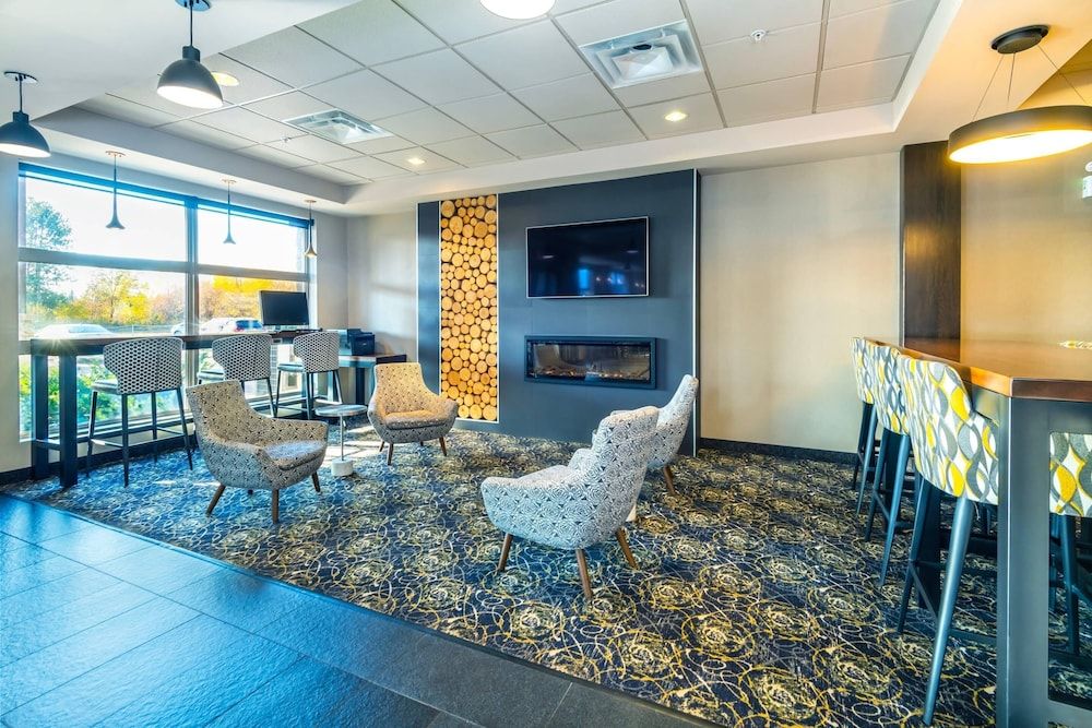 Quality Inn and Suites Petawawa 3