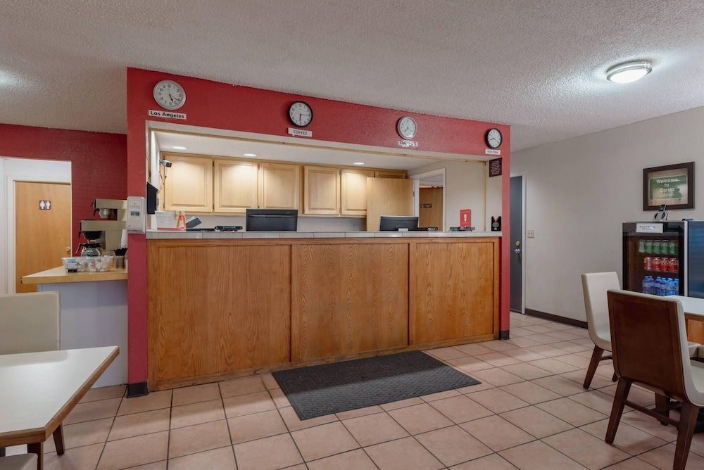 Econo Lodge Cortez near Mesa Verde 2
