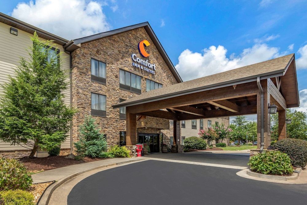 Comfort Inn & Suites Blue Ridge 3 estrellas en Blue Ridge