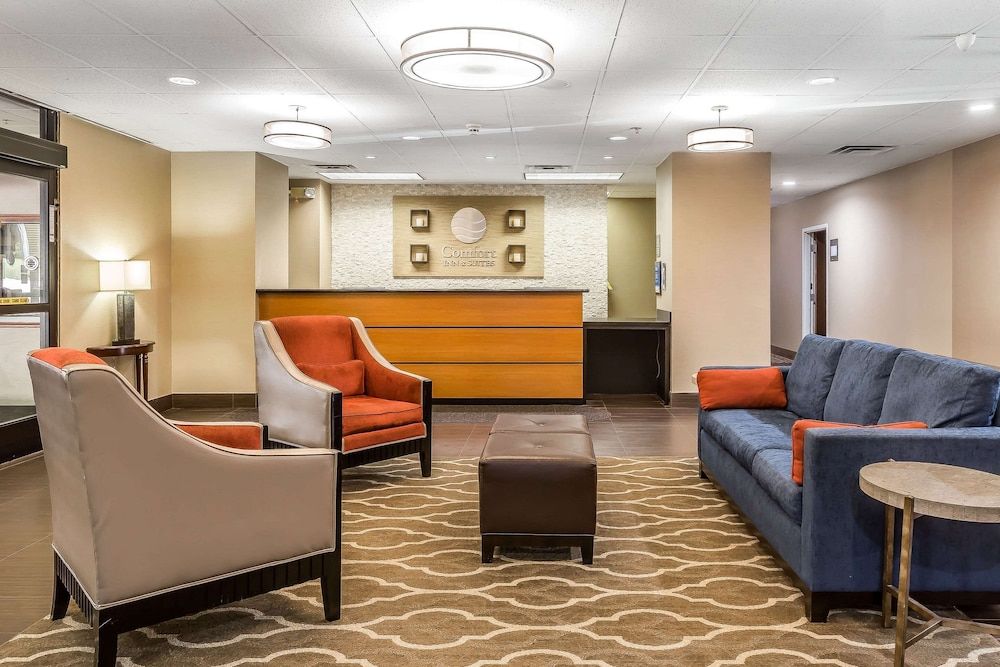 Comfort Inn & Suites Dalton West 3