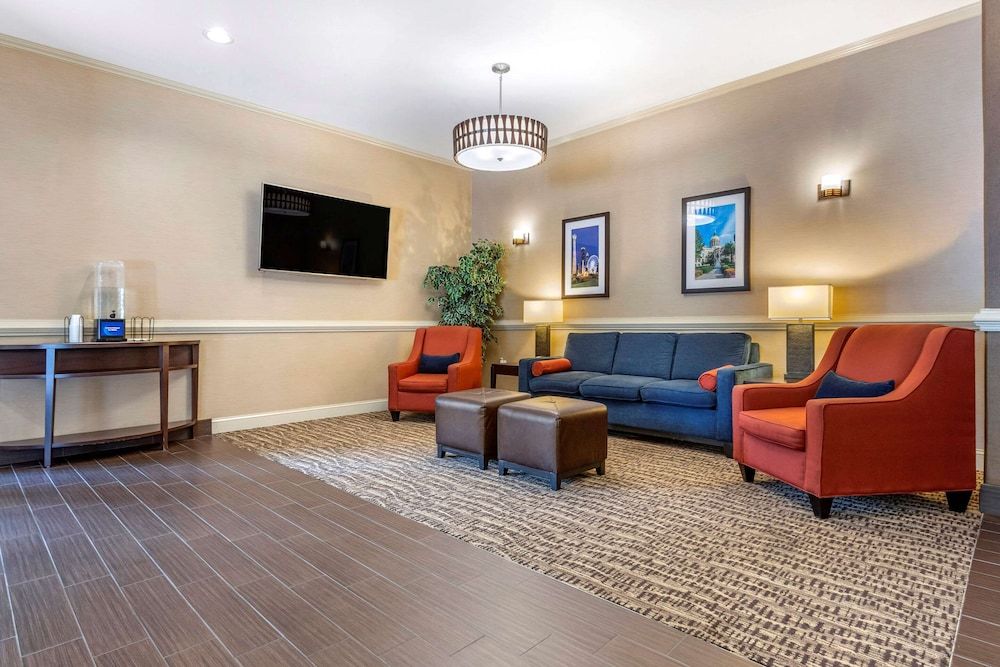 Comfort Inn & Suites Villa Rica 3