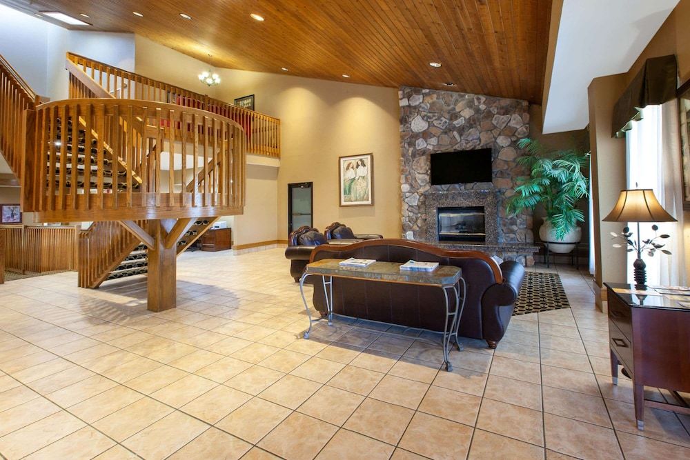 Baymont by Wyndham Franklin 3
