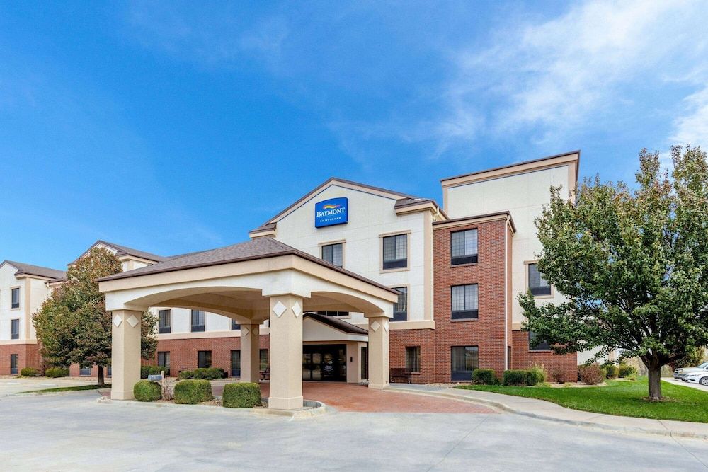 Baymont by Wyndham Pratt 3 estrellas en Pratt