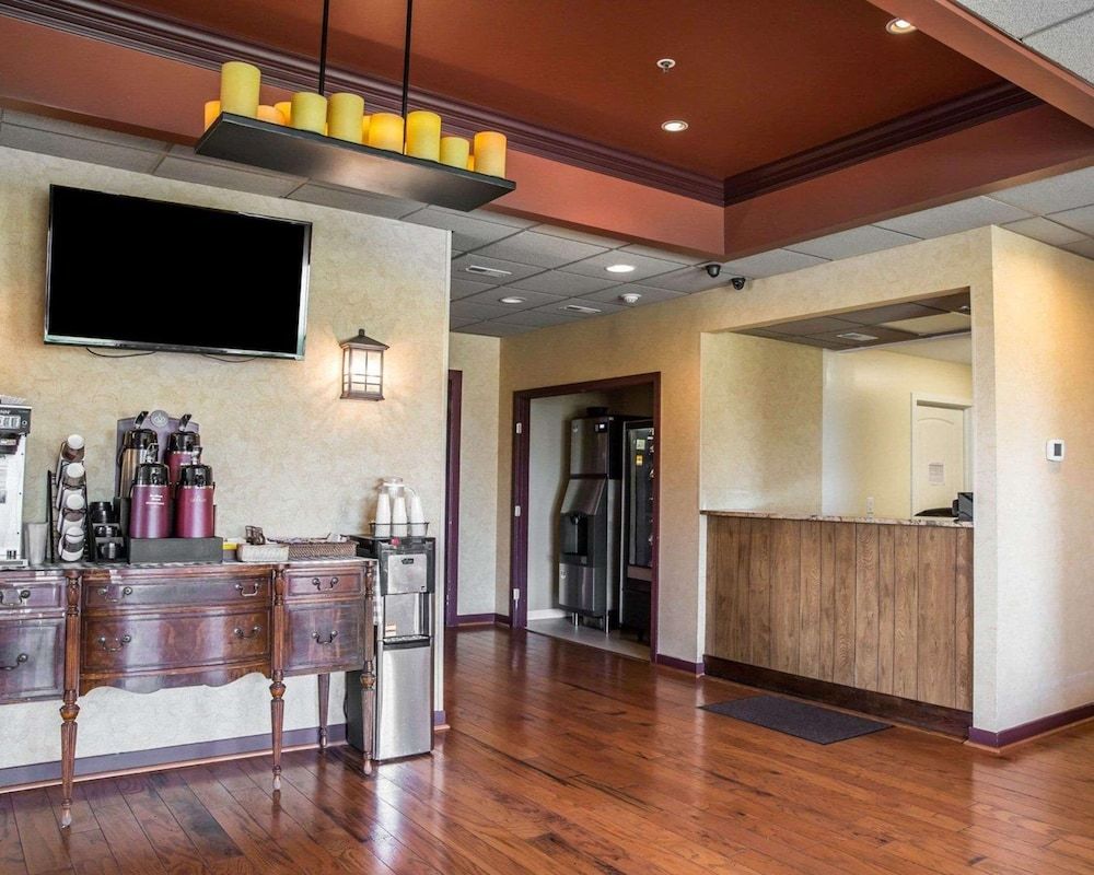 Island Inn & Suites, an Ascend Collection Hotel 3