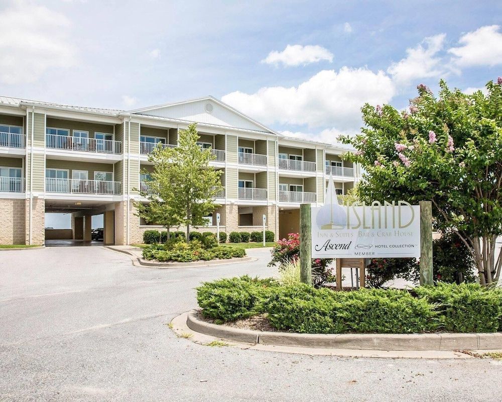 Island Inn & Suites, an Ascend Collection Hotel 3 estrellas en Piney Point