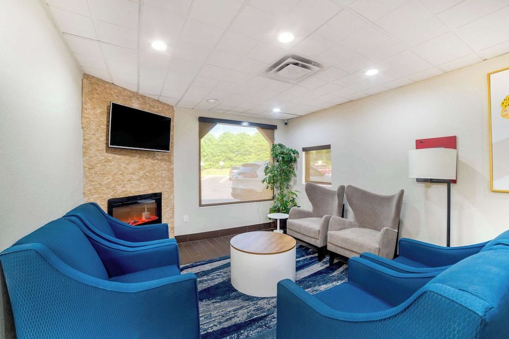 Comfort Inn Asheville Airport 3