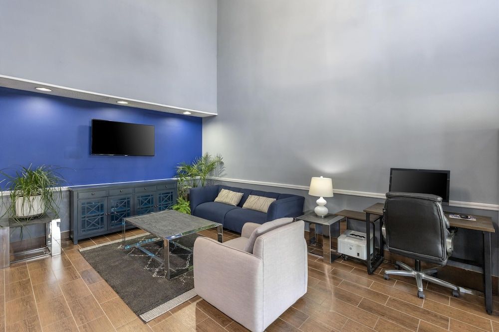 SureStay Plus Hotel by Best Western Asheboro 3