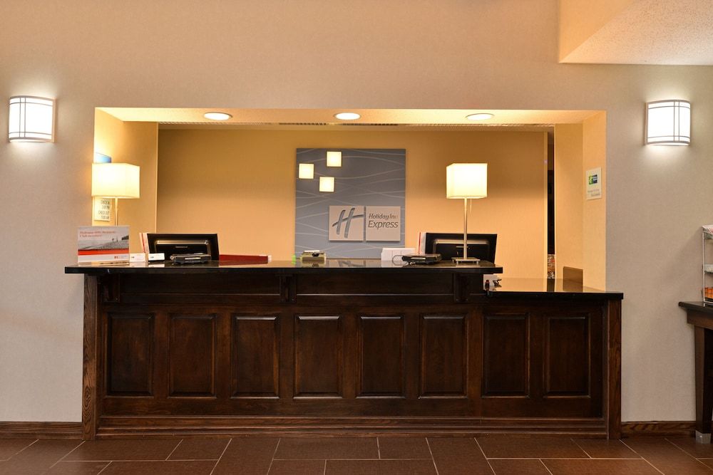 Holiday Inn Express & Suites St Marys by IHG 2
