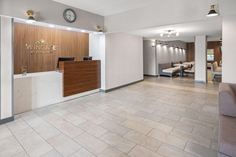 Wingate by Wyndham Pittsburgh/New Stanton 2