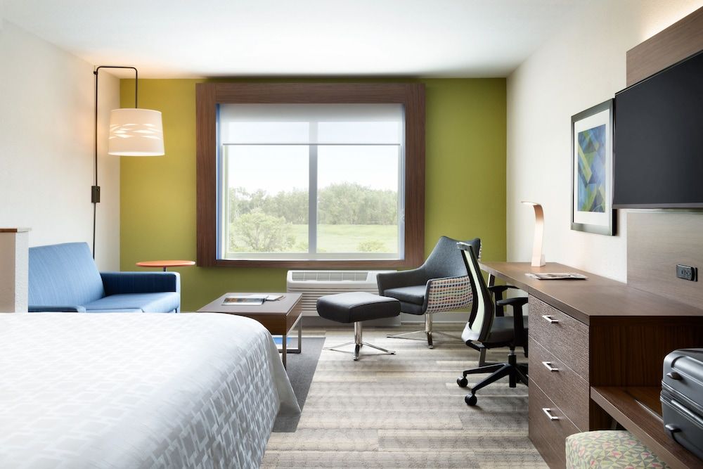 Holiday Inn Express Indiana by IHG 3