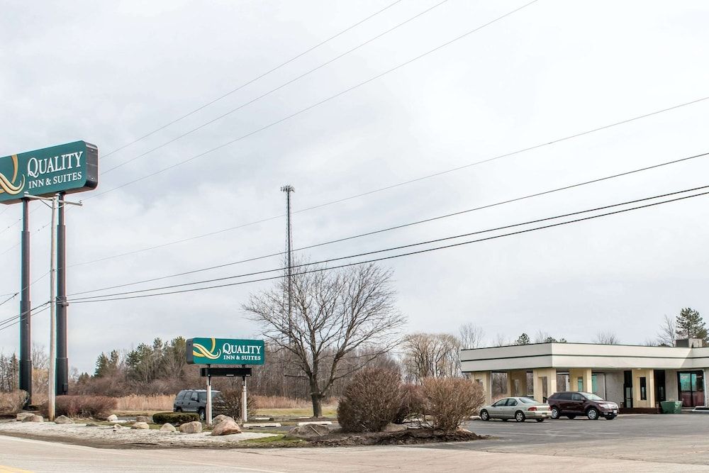 Quality Inn & Suites Fairview - Erie 2 estrellas en Fairview