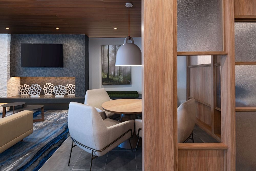 Fairfield Inn & Suites Hillsboro 3