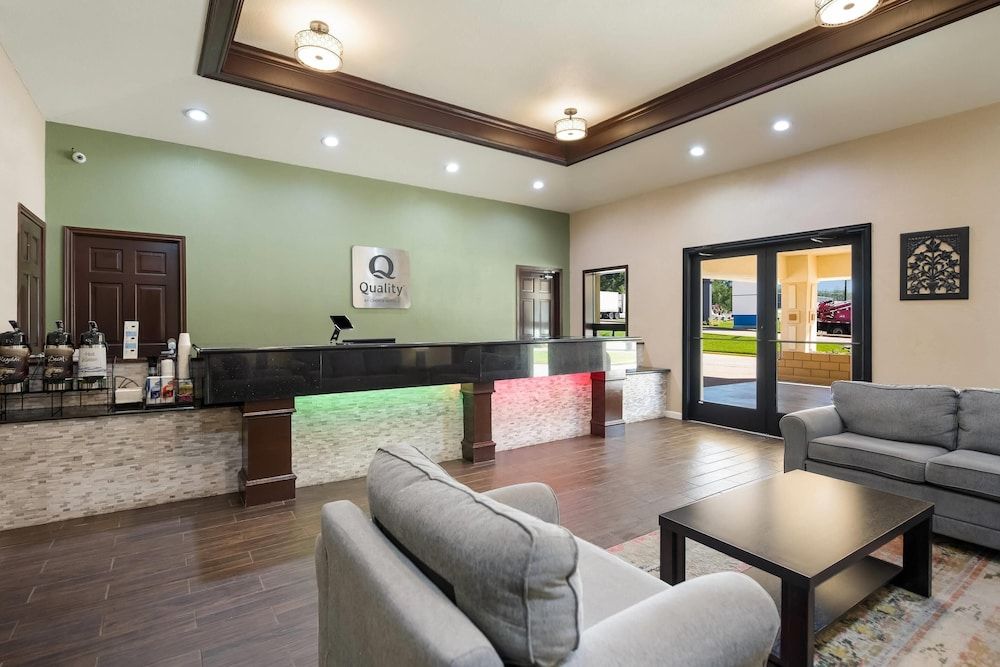 Quality Inn & Suites Lufkin 3