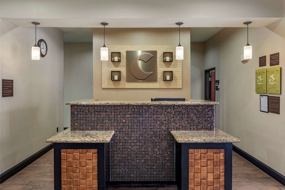 Comfort Inn & Suites Paris 3