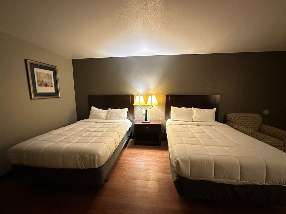 Loyalty Inn Gainesville 3