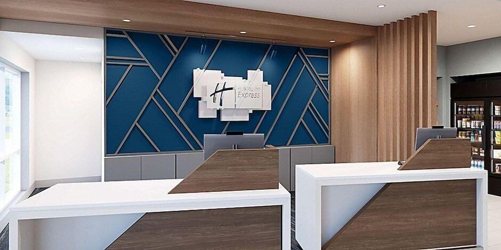 Holiday Inn Express Gloucester by IHG 3