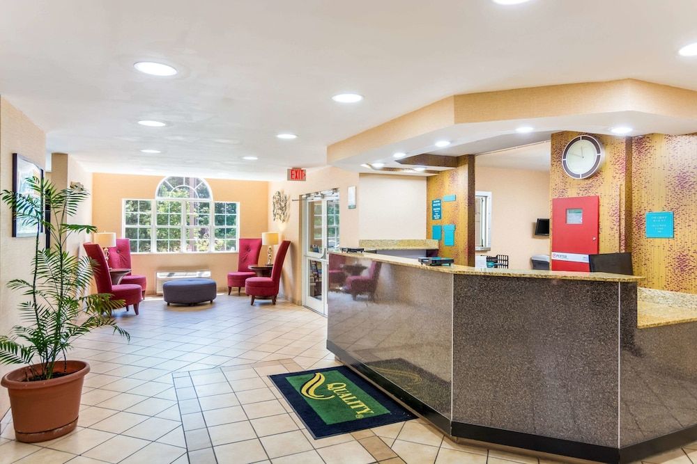 Quality Inn Chester - South Richmond 2