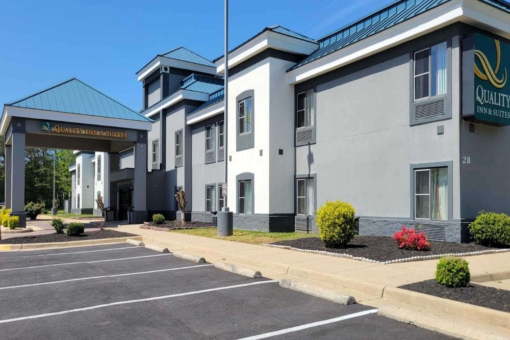 Quality Inn and Suites 2 estrelas em Stafford