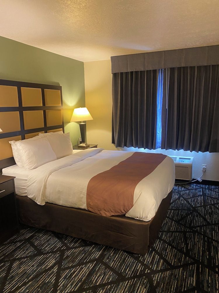 Quality Inn & Suites Marinette 2 estrelas em Marinette