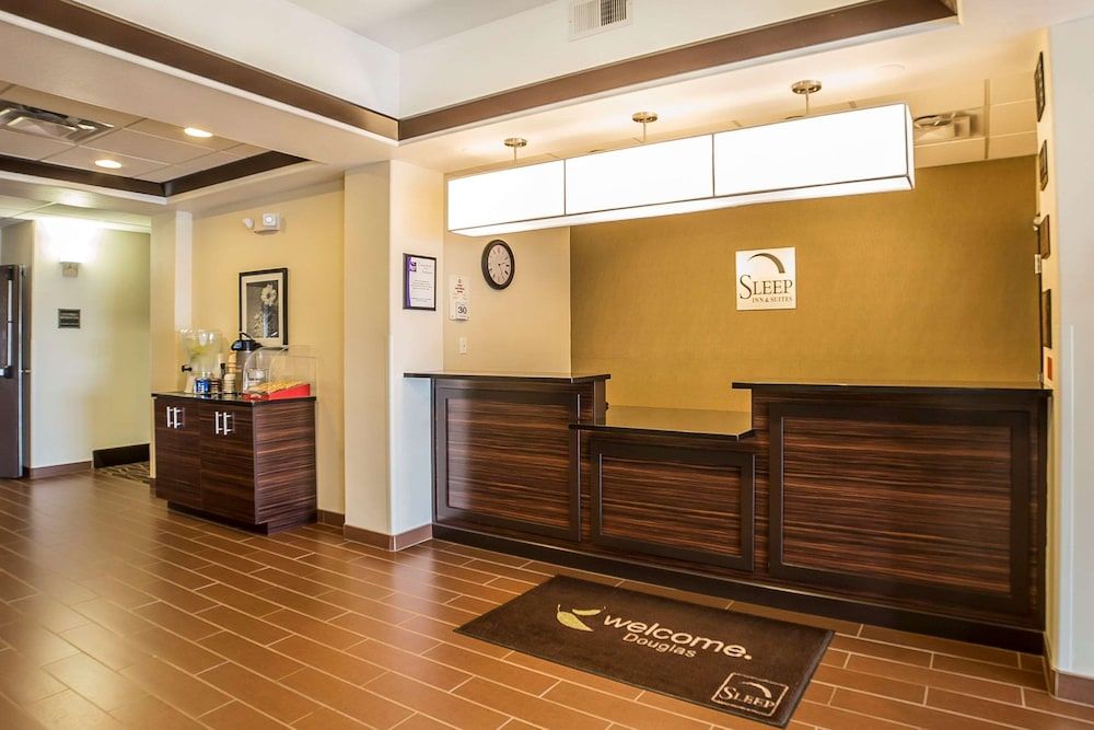 Sleep Inn & Suites Douglas 2