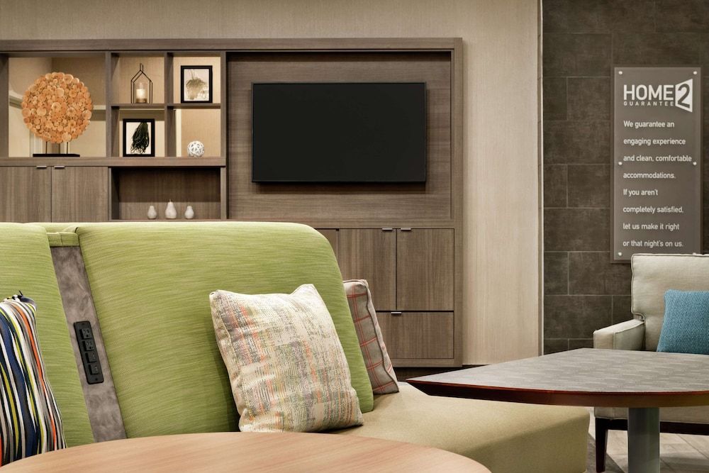 Home2 Suites by Hilton Houston-Pearland 2