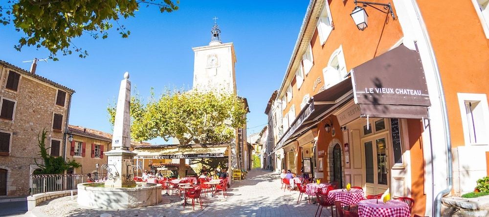 Le Vieux Château 2 estrellas en Aiguines