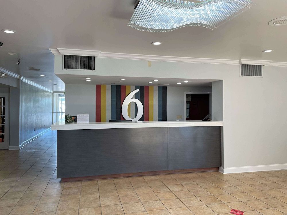 Motel 6 Opelika, AL 2