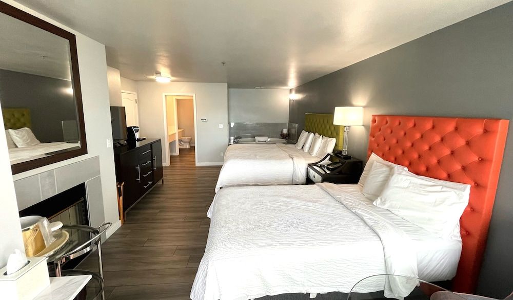 Tides Inn & Suites 3