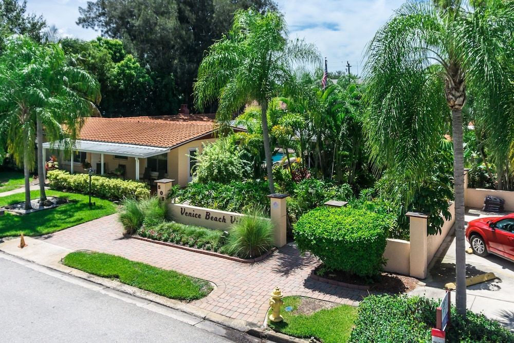 Tropical Villas of Venice Beach -1 estrellas en Venice